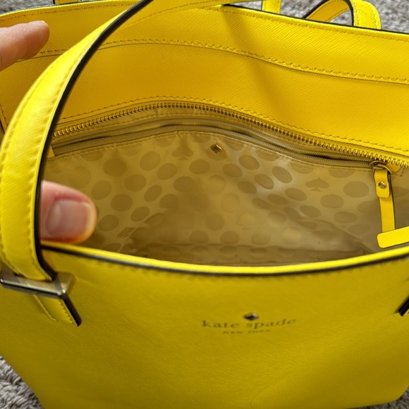 Kate spade bright yellow tote - Picture 5 of 7
